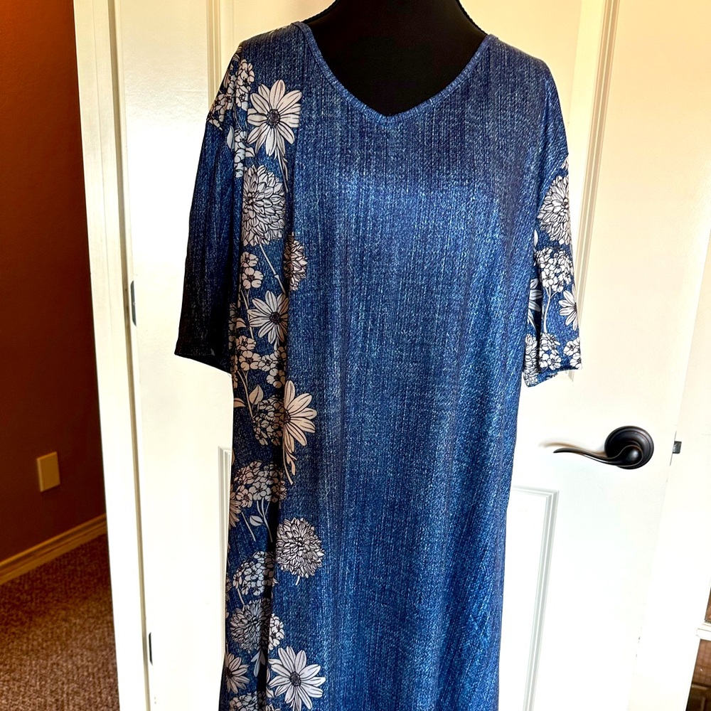 Ladies dress